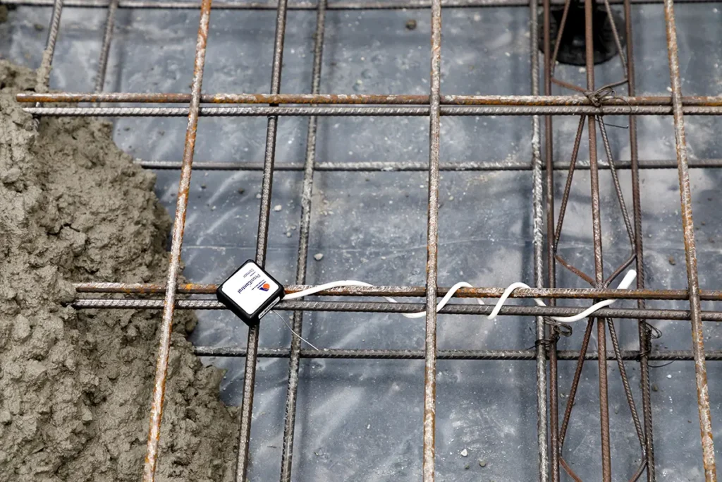 sensorizacion_pavimento_ultraresistente_hormigonado