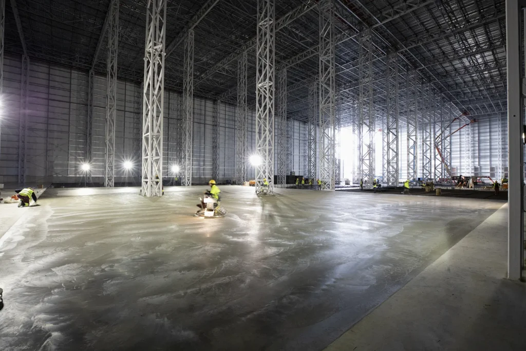 silos_pavimento_industrial_logistico_alta_planimetria_PORTADA_trabajando